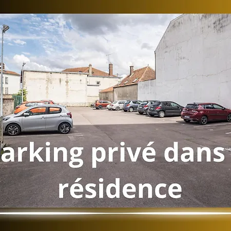 Voltaire Elephant Suite-5min Centre- Parking Privé